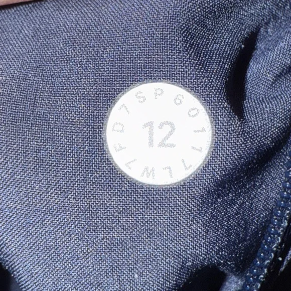 Lululemon Women’s Athletic Shorts | Navy | Size 12 | Like New - Picture 4 of 7